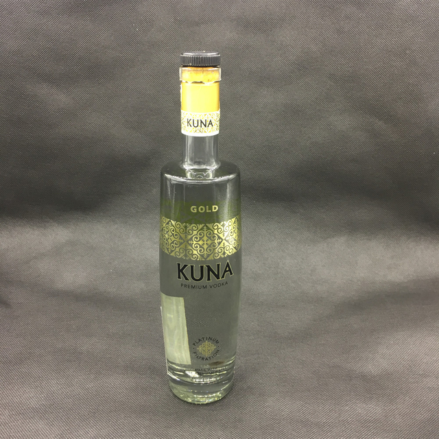 500ml 700ml Garrafas de vodka de estampagem de ouro personalizadas com acabamentos decorativos
