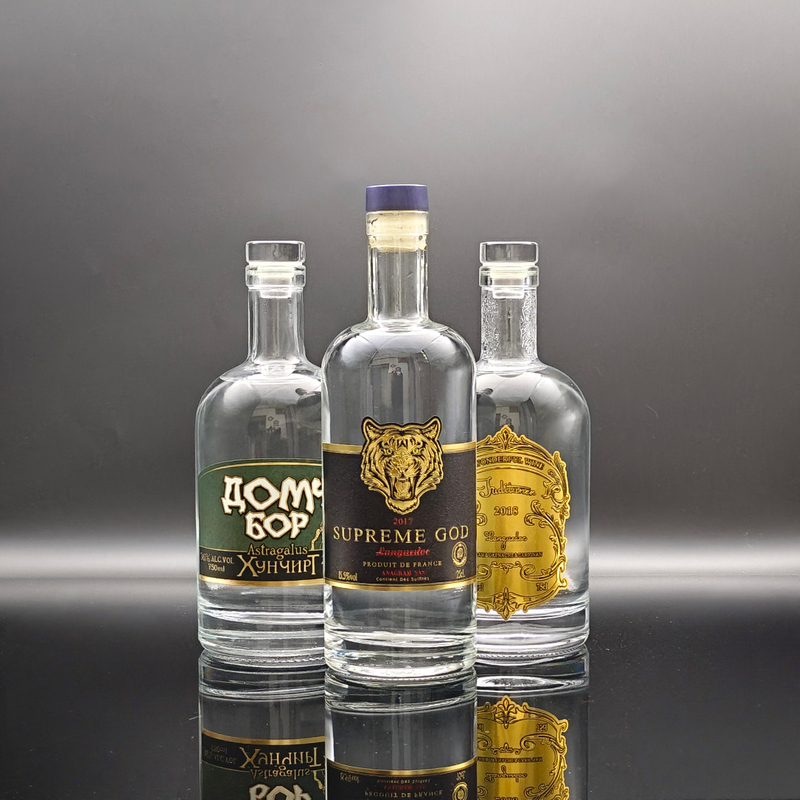 Garrafas de vodka personalizadas premium com recursos de luxo